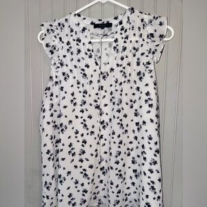 Eclair Chic Floral lined blouse- Navy and White